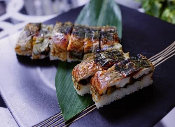 プレミアム 昆布焼き鯖寿司